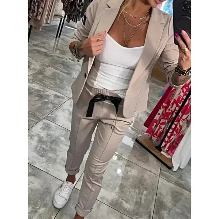 BELLE I ELEGANTES BLAZER- UND HOSEN-SET