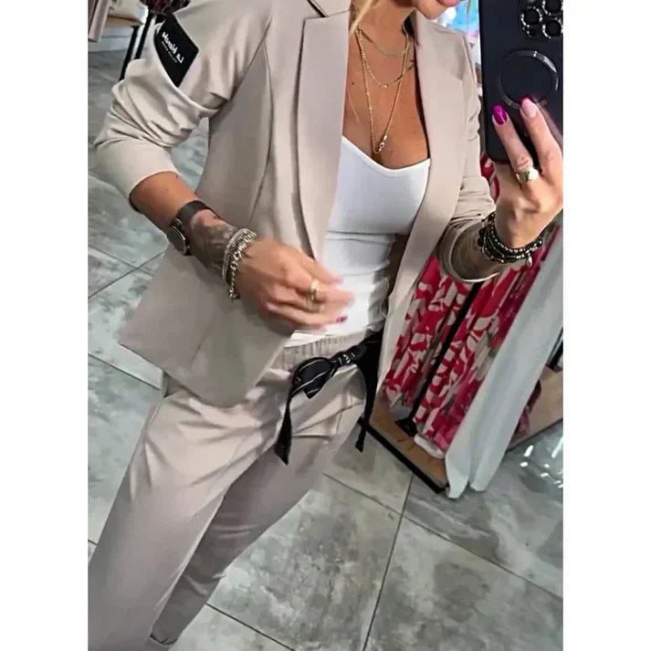 BELLE I ELEGANTES BLAZER- UND HOSEN-SET