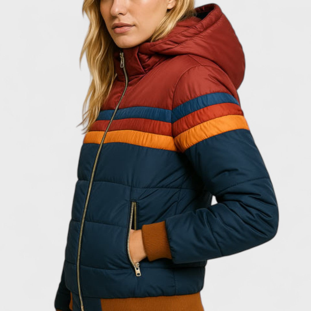 TYRA I STILVOLLE WINDDICHTE REGENJACKE
