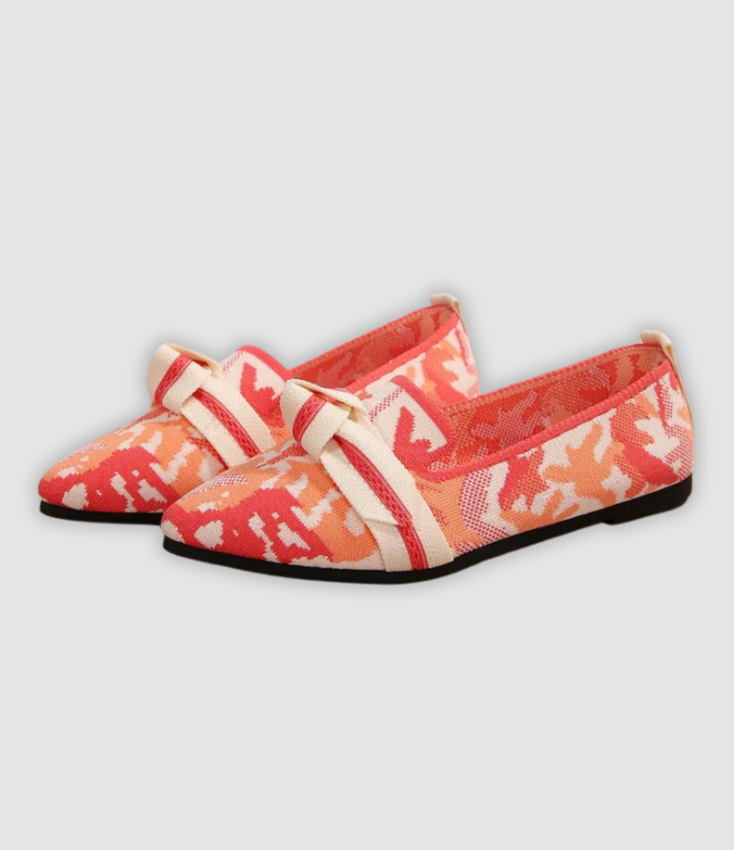 DINA I BEQUEME LOAFERS MIT BLUMENMUSTER