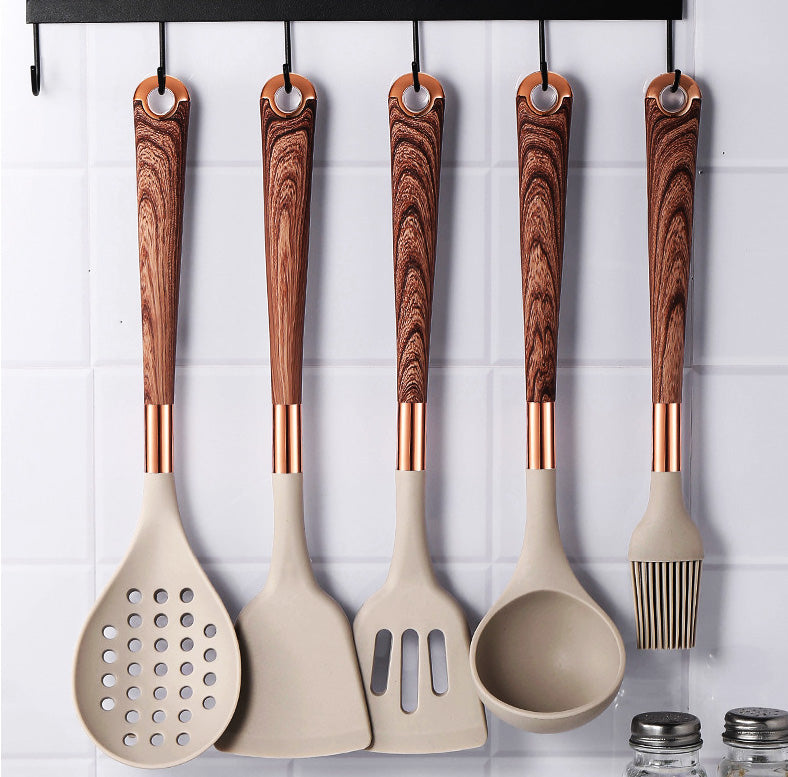 Set mit 10 langlebigen Küchenutensilien