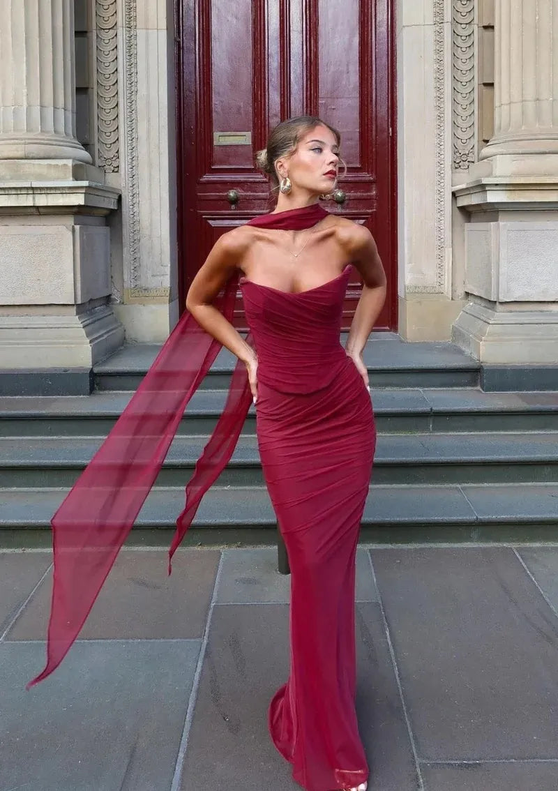 Aniyah | Strapless Bodycon Maxi Kleid