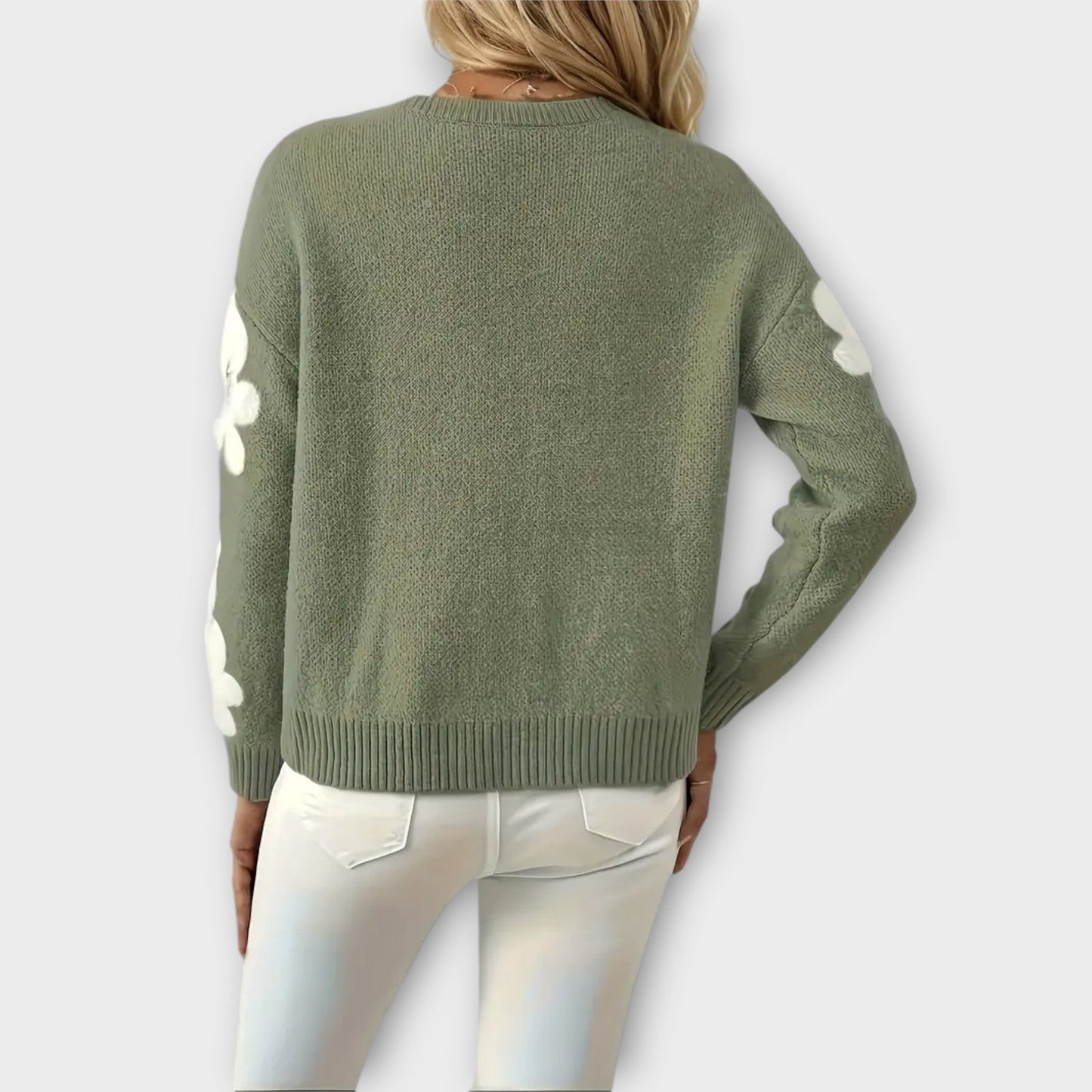 Silke - Weicher Strickpullover mit floralem Design