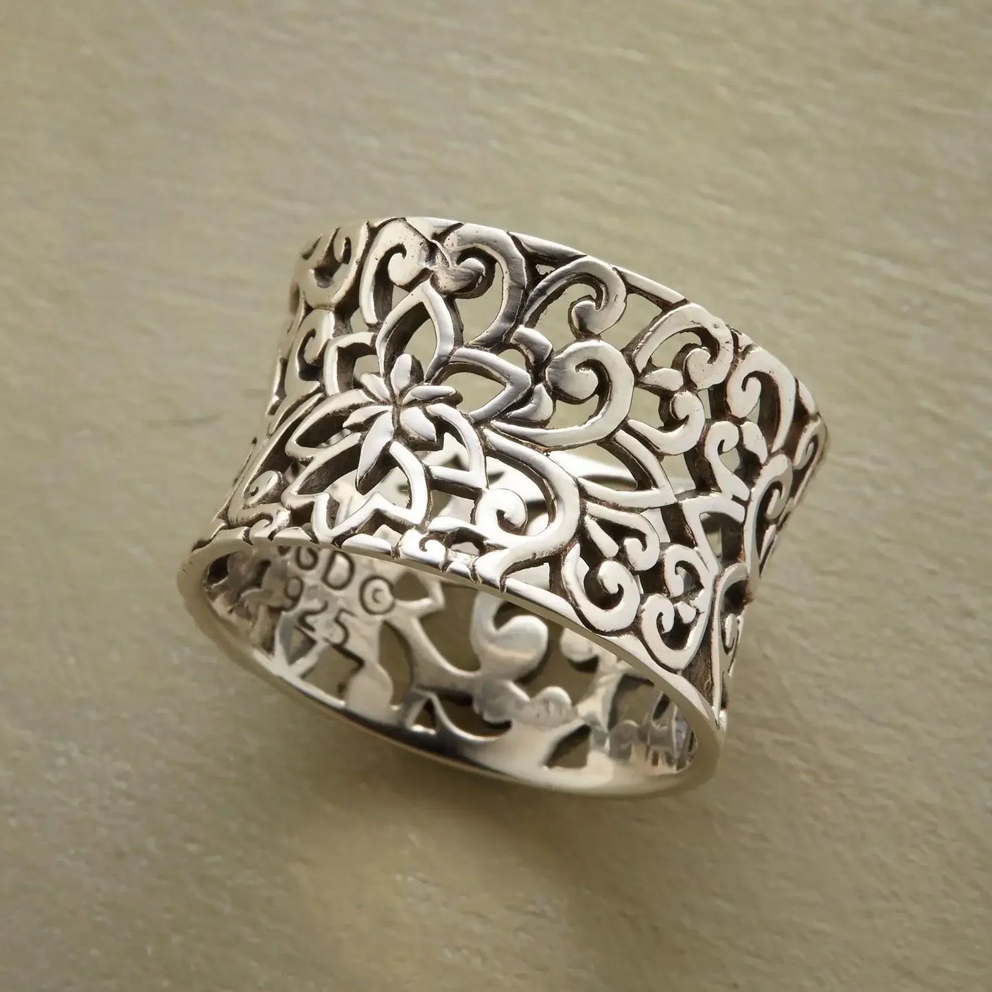 Bonnie™ | Vintage Silber Hohlring