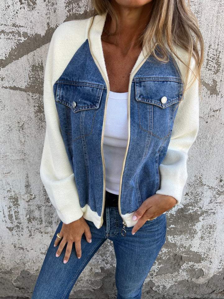 ELSIE I STILVOLLE JEANSJACKE