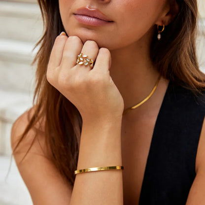 Serene™ | Polierter Blatt-Ring