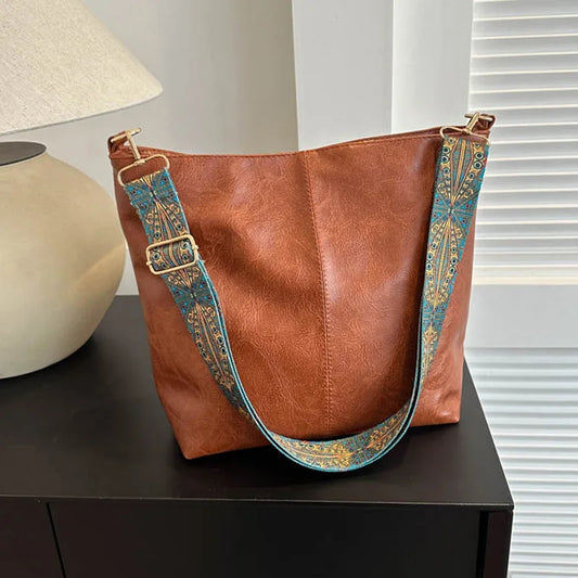 Chelsey | Leder Schultertasche
