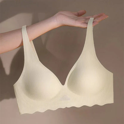 THARAH AURA – Nahtloser BH mit leichter Struktur